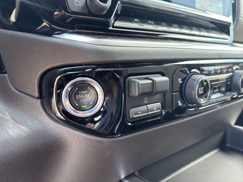 New 2026 Chevrolet Silverado 1500 RST w/ RST All Star Premium Package AWD/4WD image 24