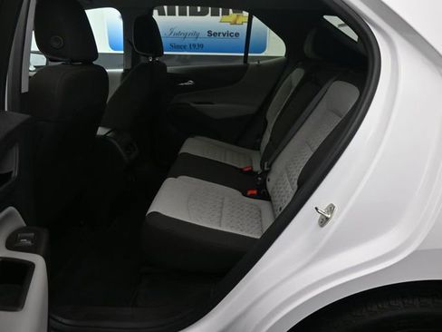 Used 2024 Chevrolet Equinox LT image 10