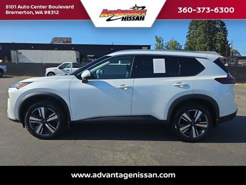 Used 2024 Nissan Rogue SL w/ SL Premium Package AWD/4WD image 2