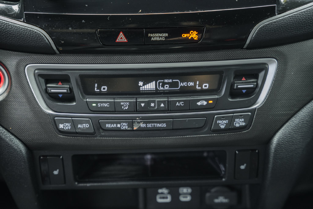 Certified 2025 Honda Passport TrailSport image 25
