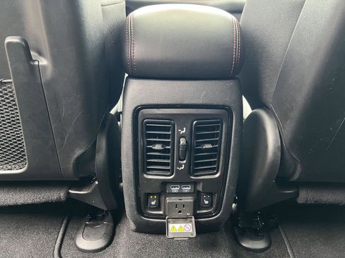 Used 2023 Dodge Durango GT image 42