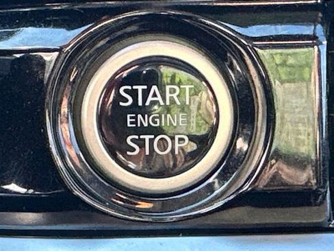 Used 2023 Nissan Pathfinder Platinum w/ Lighting Package (N93) image 37