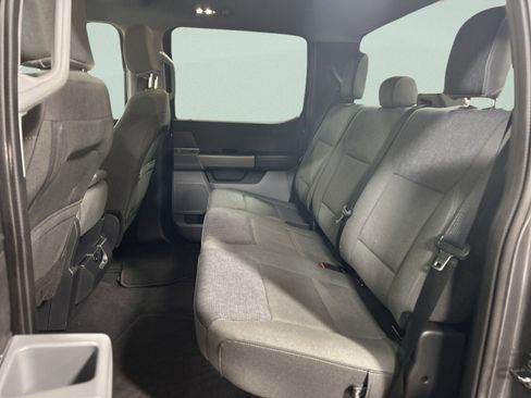 Used 2024 Ford F150 XLT image 23