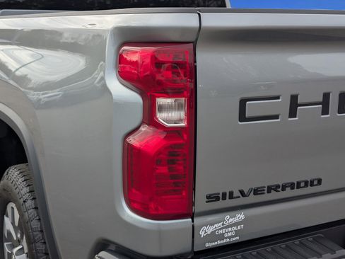 Certified 2024 Chevrolet Silverado 2500 Custom w/ Custom Value Package image 11