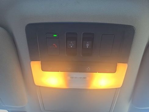 Used 2022 Nissan Pathfinder SL w/ SL Premium Package AWD/4WD image 34
