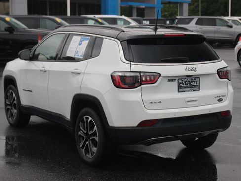 Used 2023 Jeep Compass Limited AWD/4WD image 5