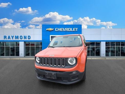 Used 2016 Jeep Renegade Sport w/ Power & Air Group FWD image 7