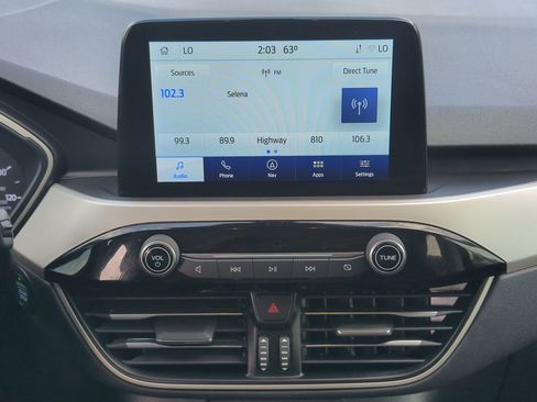 Used 2022 Ford Escape SEL image 16