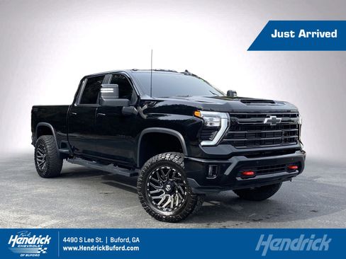 Used 2025 Chevrolet Silverado 2500 LT w/ Trail Boss Package image 1