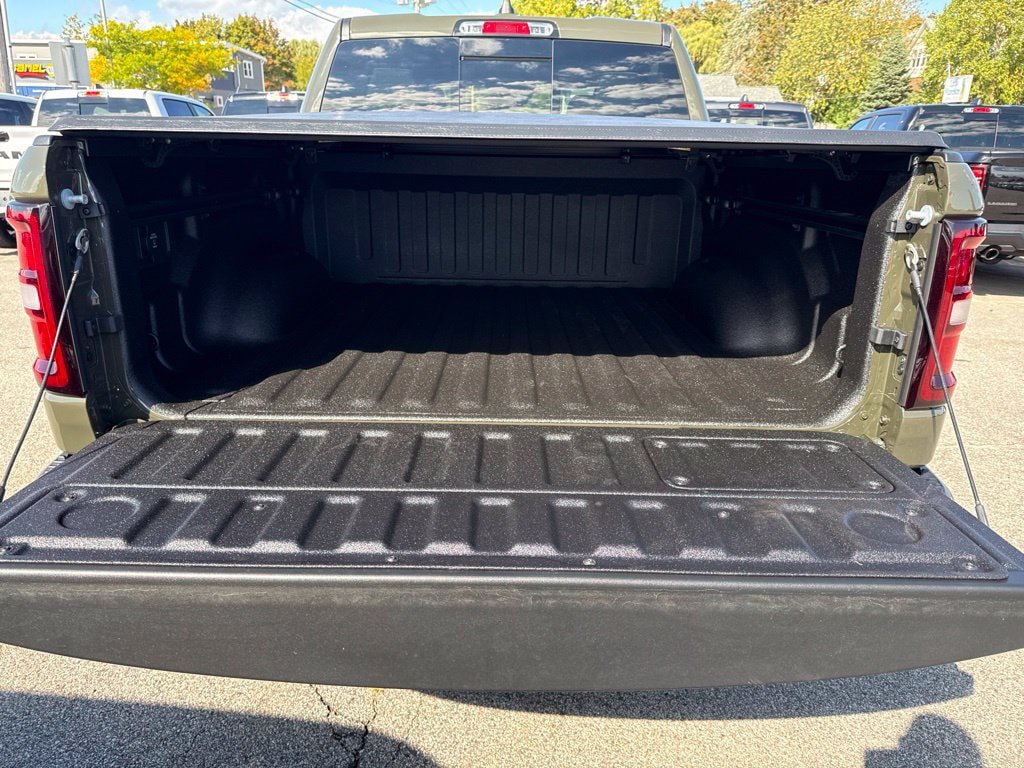 New 2027 RAM 1500 Laramie AWD/4WD image 25