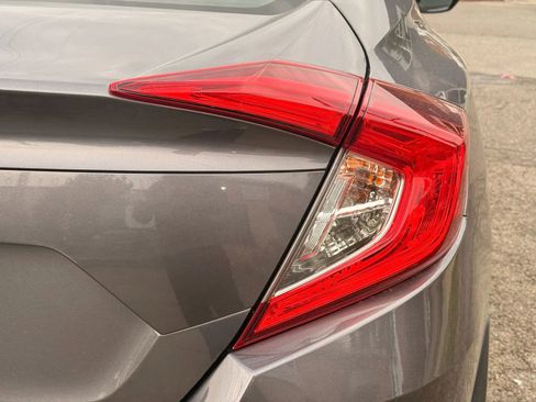 Used 2018 Honda Civic LX image 29