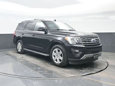 Used 2020 Ford Expedition XLT w/ Equipment Group 202A image 9