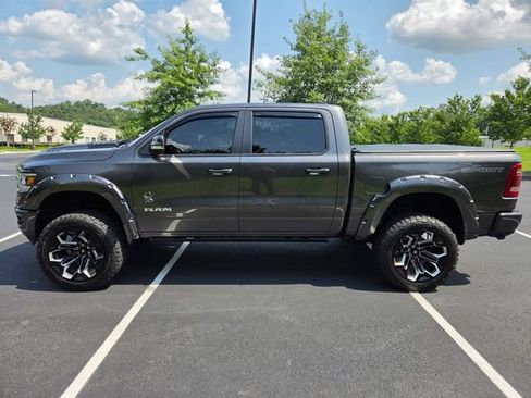 Used 2022 RAM 1500 Laramie w/ Sport Appearance Package AWD/4WD image 11