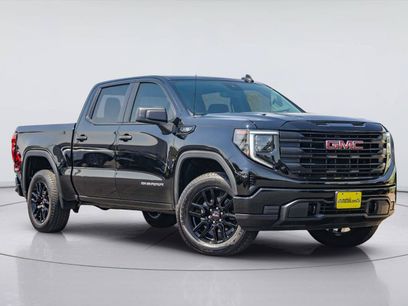 Used 2026 GMC Sierra 1500 Pro w/ Graphite Edition