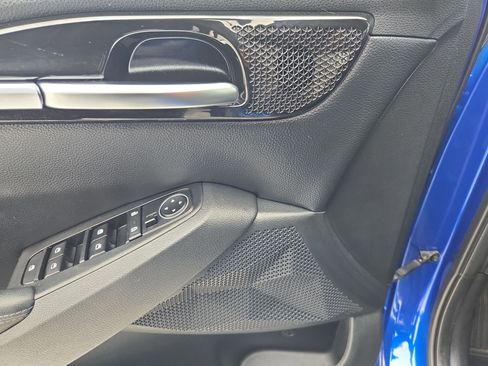 Used 2021 Kia Seltos S FWD image 14
