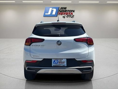 Used 2022 Buick Encore GX Select w/ Safety Package II FWD image 6