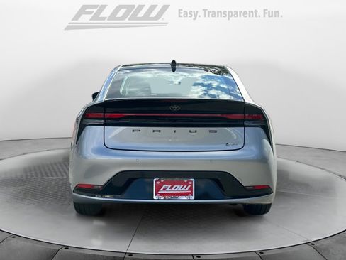 Used 2025 Toyota Prius Limited image 7