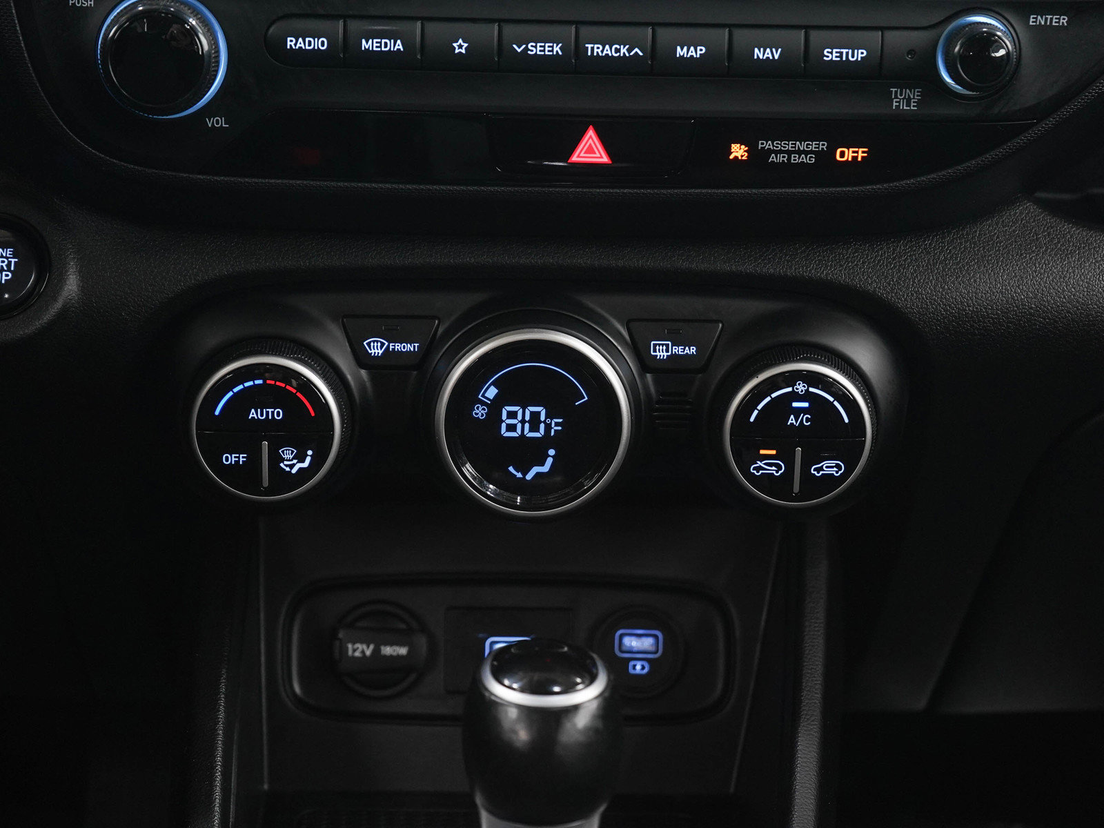 Used 2021 Hyundai Venue SEL w/ Premium Package FWD image 18