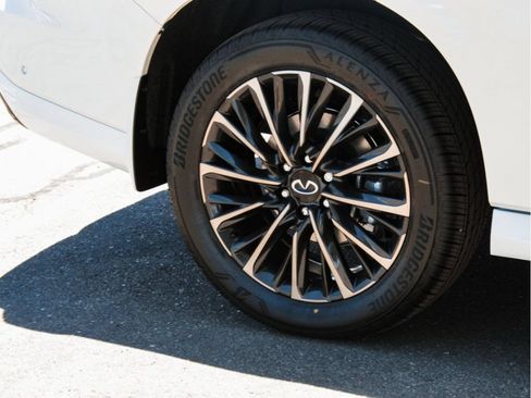 New 2027 INFINITI QX80 Autograph w/ Premium Cargo Package AWD/4WD image 4