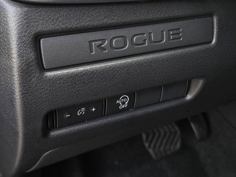 New 2026 Nissan Rogue S image 18