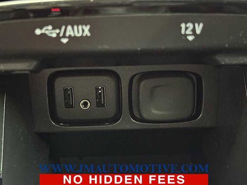 Used 2019 Buick Encore Essence w/ Experience Buick Package AWD/4WD image 41