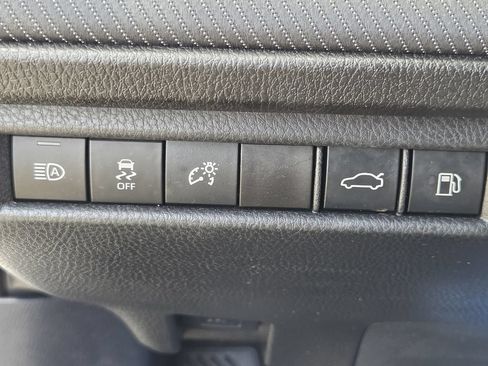 Used 2025 Toyota Camry SE FWD image 24