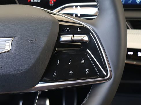 New 2026 Cadillac Optiq Sport 2 RWD image 21