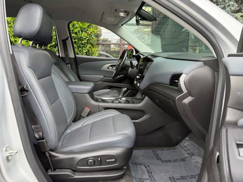 Used 2019 Chevrolet Traverse LT AWD/4WD image 35