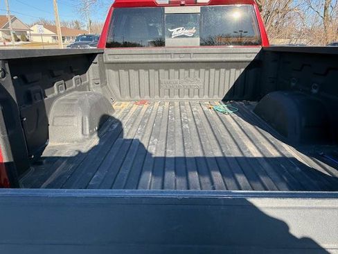 Used 2019 Chevrolet Silverado 1500 High Country w/ Technology Package image 13