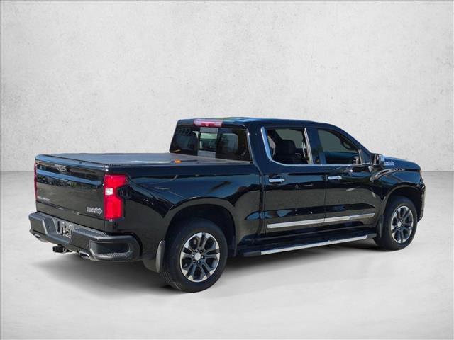 Used 2022 Chevrolet Silverado 1500 High Country w/ Z71 Off-Road Package AWD/4WD image 5