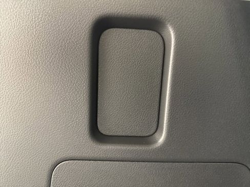 New 2026 Nissan Armada SV image 32