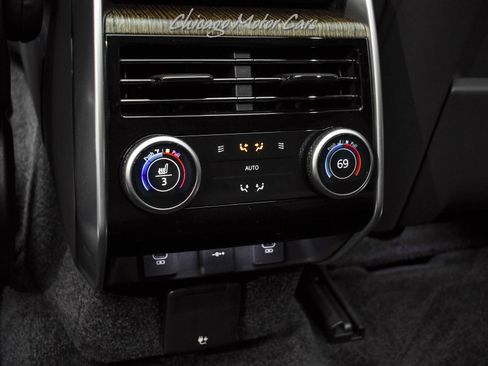Used 2024 Land Rover Range Rover SE AWD/4WD image 25