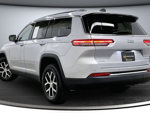 Used 2024 Jeep Grand Cherokee L Limited w/ Luxury Tech Group II AWD/4WD image 4