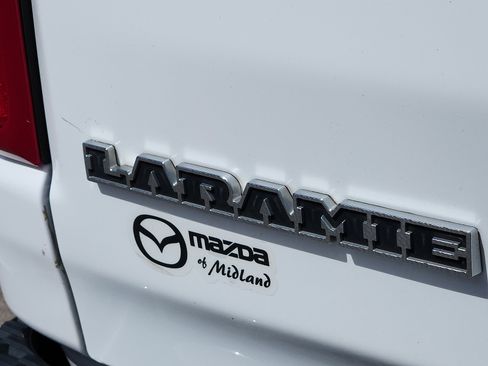 Used 2025 RAM 1500 Laramie AWD/4WD image 8