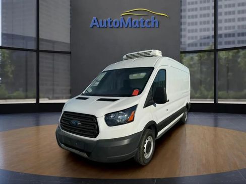 Used 2019 Ford Transit 250 148 Medium Roof image 4