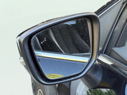Used 2023 Mitsubishi Eclipse Cross AWD image 32