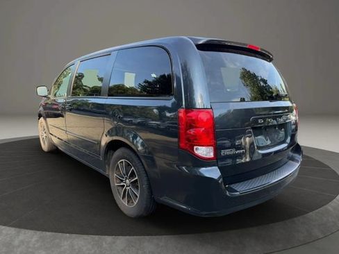 Used 2014 Dodge Grand Caravan SXT w/ UConnect Hands-Free Group FWD image 7