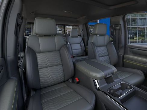 New 2026 Chevrolet Silverado 2500 ZR2 w/ LPO, Dark Essentials Package AWD/4WD image 16
