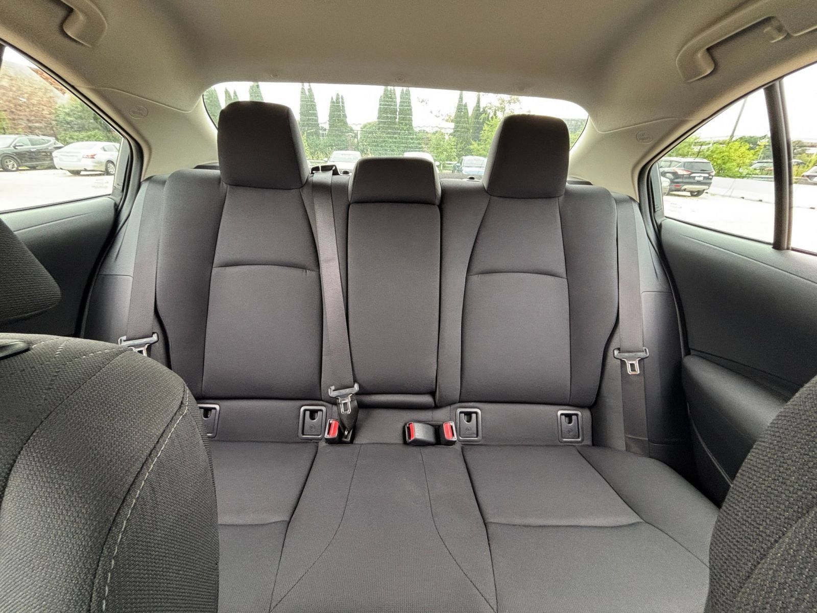 Used 2025 Toyota Corolla LE FWD image 35