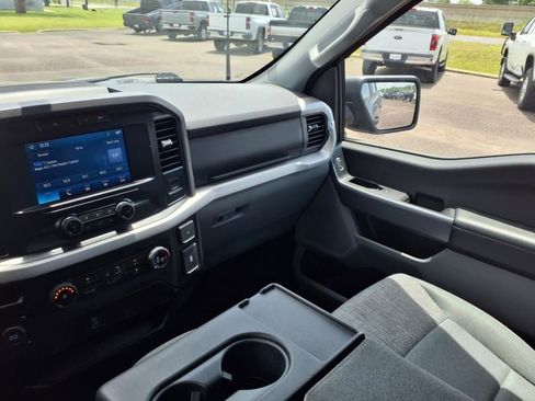 Used 2022 Ford F150 XLT image 17