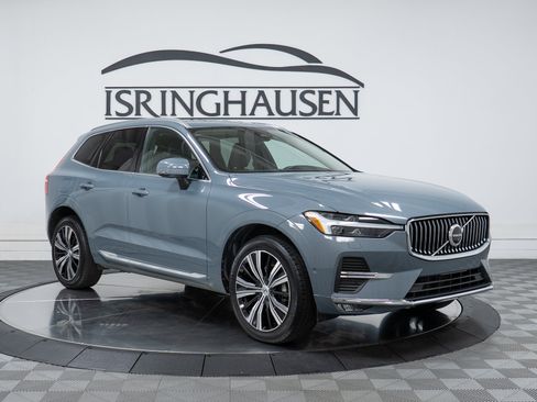 Certified 2023 Volvo XC60 B5 Plus w/ Climate Package AWD/4WD image 3