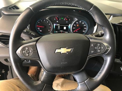 Used 2018 Chevrolet Traverse LT image 26