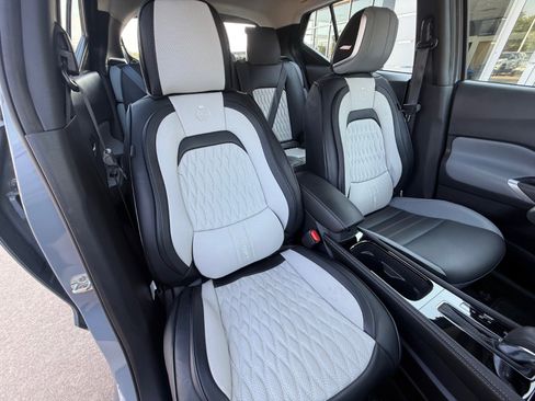 Used 2024 Nissan Kicks SR w/ SR Premium Package image 25