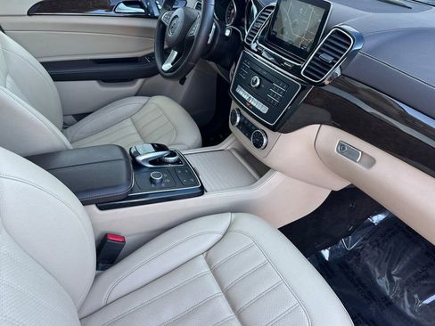 Used 2017 Mercedes-Benz GLS 450 4MATIC image 17