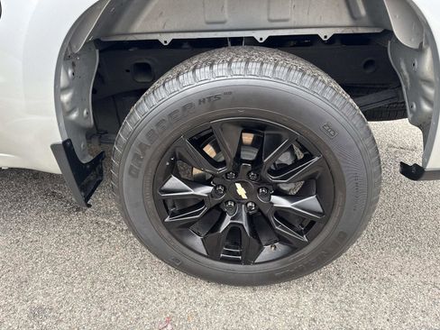 Used 2021 Chevrolet Silverado 1500 Custom w/ LPO, Dark Essentials Package image 6