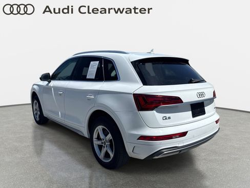 Certified 2023 Audi Q5 Premium w/ Convenience Package AWD/4WD image 3