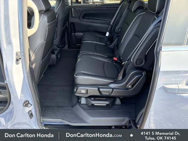 New 2027 Honda Odyssey Touring image 16