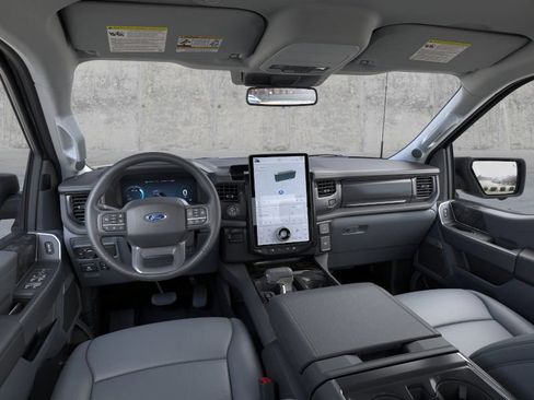 Used 2025 Ford F150 Lightning Flash image 9