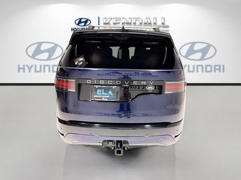 Used 2023 Land Rover Discovery HSE R-Dynamic AWD/4WD image 6