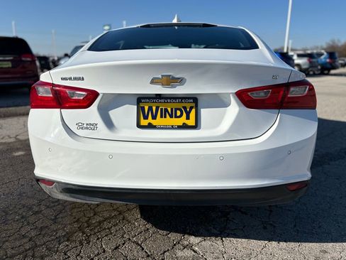 Used 2025 Chevrolet Malibu LT FWD image 6